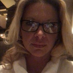 Meet your Posher, Jaclyne